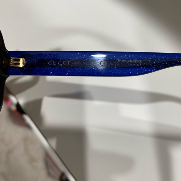 Gucci sunglasses main image 4